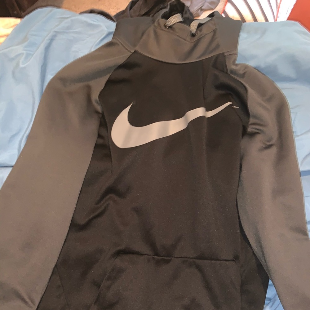 Men’s sweatshirt